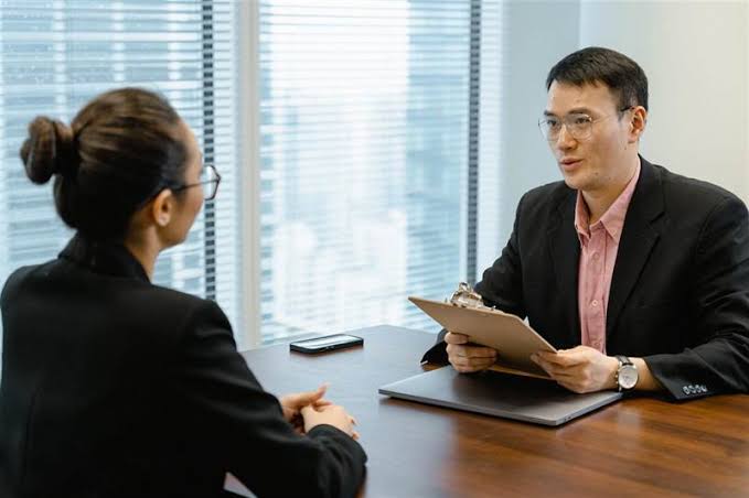 What Recruiters Notice During an Interview